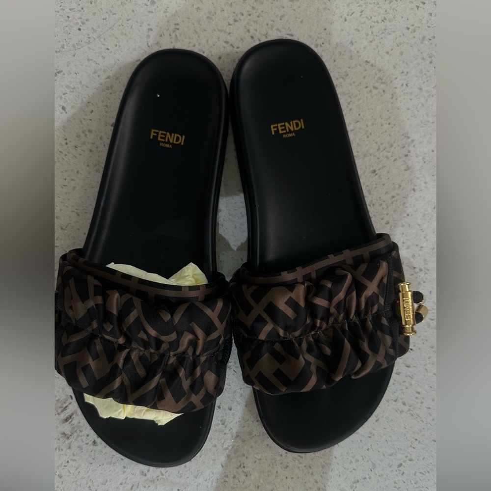 Fendi Black and Brown Patterned Slide Sandals - Picture 6 of 10